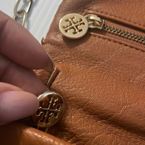 Tory Burch Brown leather Reva flap Clutch with gold chain strap - Picture 10 of 14